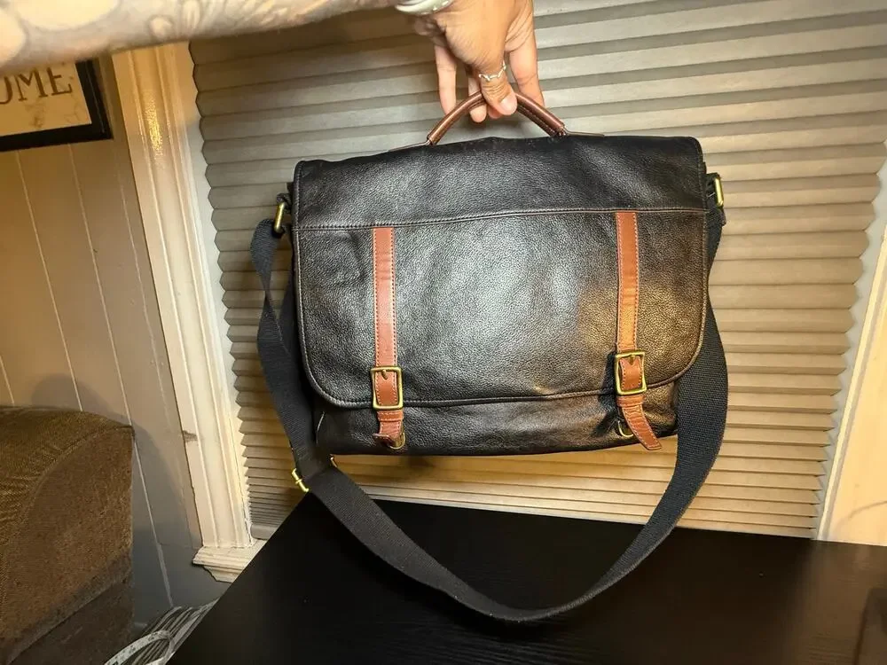 Fossil Black Leather Messenger Laptop Bag Briefcase Crossbody Work Satchel